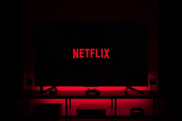¿Cuántos televisores se pueden conectar a Netflix? 1 Netflix tv